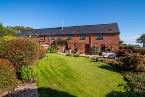 Photo 33- click for photo gallery